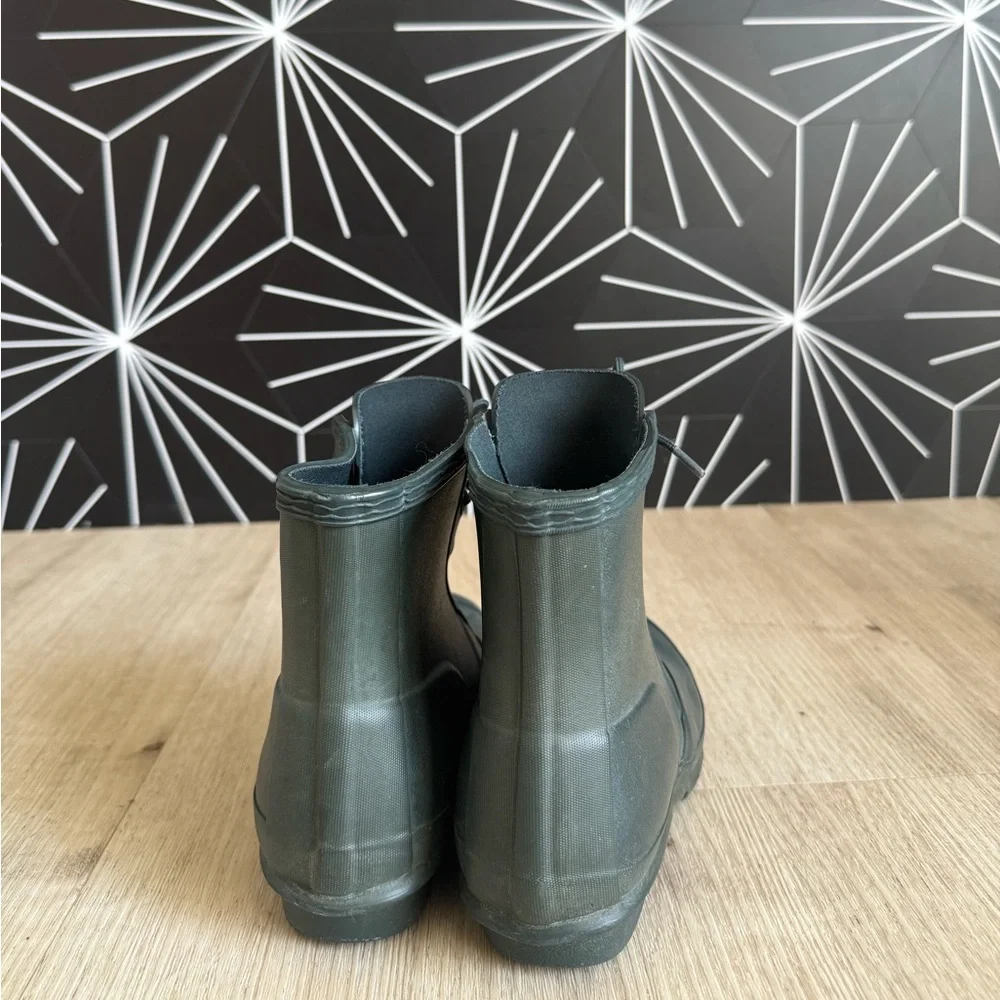 Hunter Kids's Olive Green Lace-Up Short Rain Boots